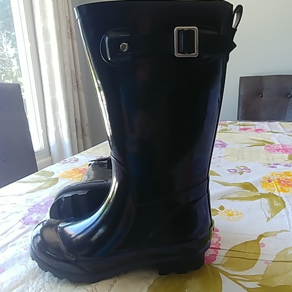 EUC YOUTH girls tall black rain boots - Picture 2 of 4